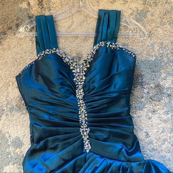 Mori Lee teal/emerald prom dress, Size 6. - Picture 2 of 14